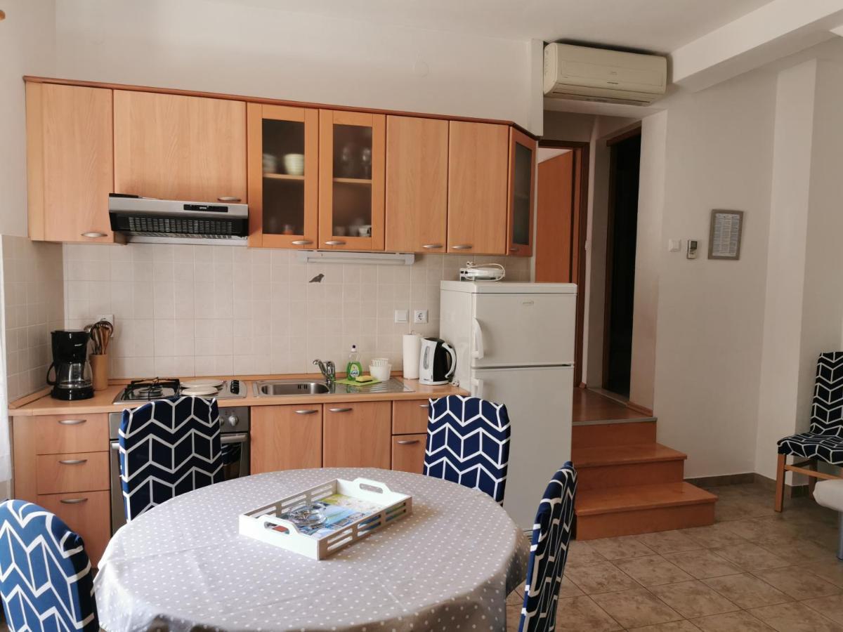 Apartman Pod Forticu フヴァル エクステリア 写真