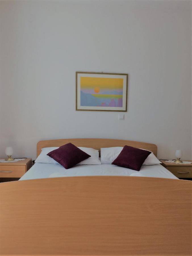 Apartman Pod Forticu フヴァル エクステリア 写真